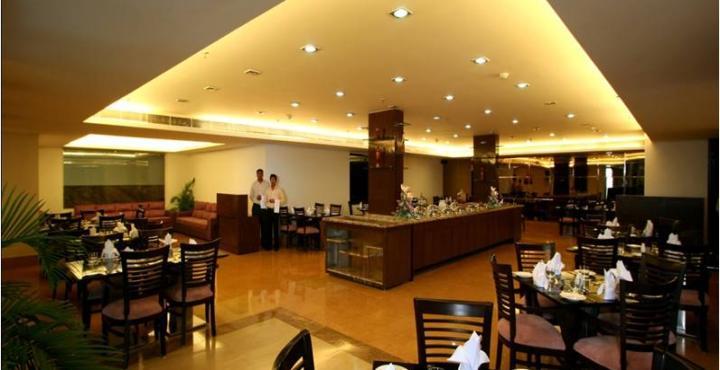 Taurus Sarovar Portico New Delhi Exterior photo