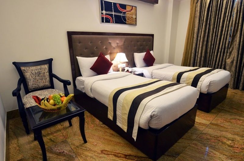 Taurus Sarovar Portico New Delhi Exterior photo